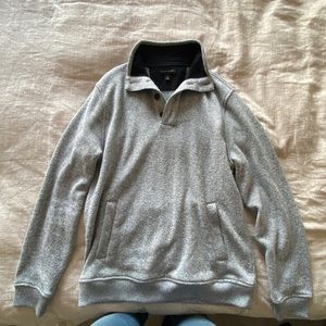 Banana Republic warm grey pullover men’s medium